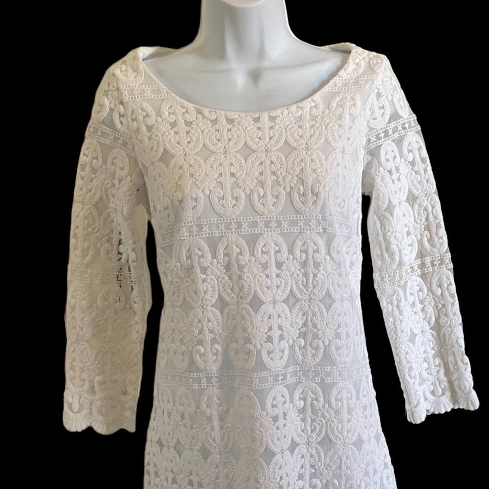 Laundry by Shelli Segal White Dress; size 4
